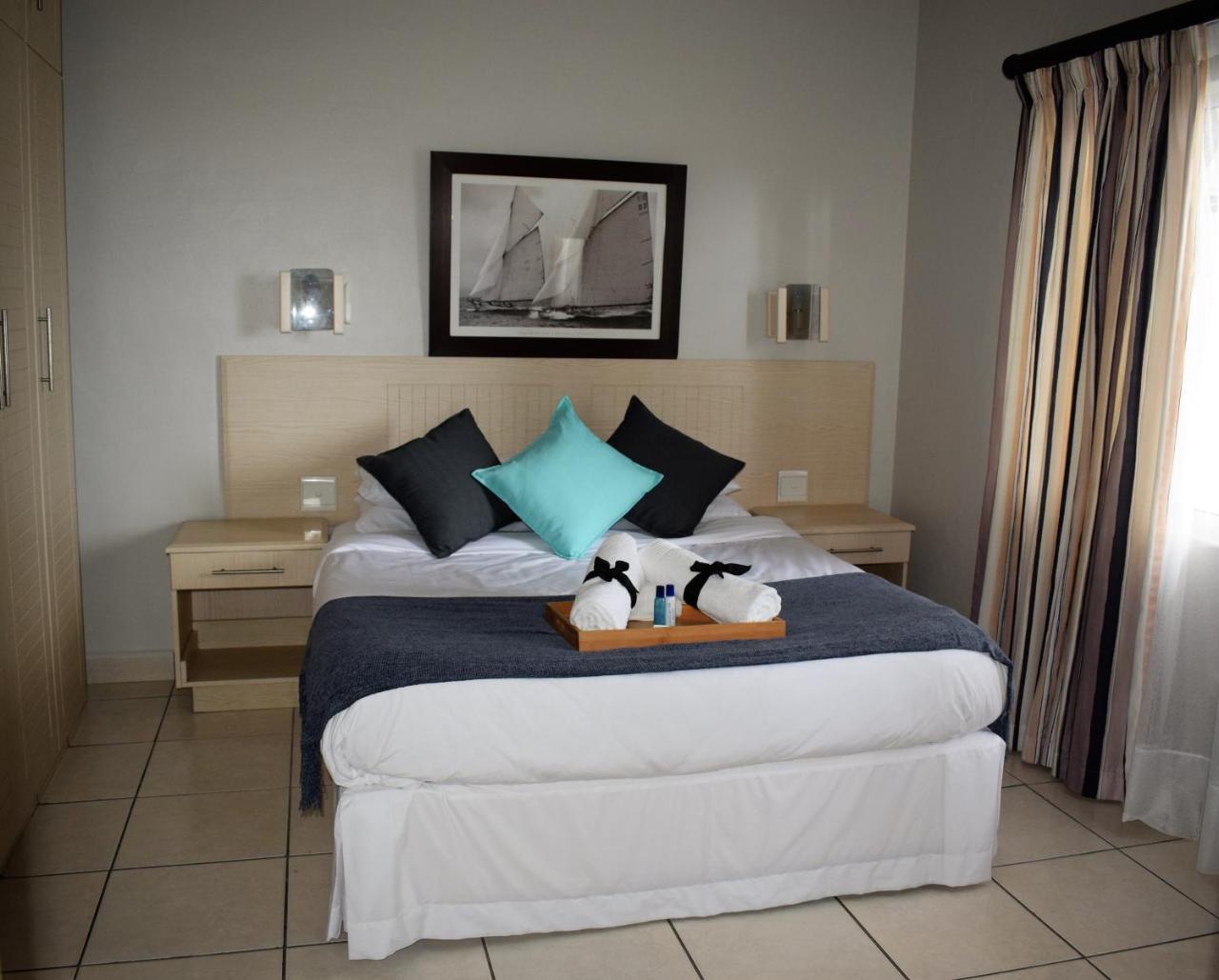 Sunrise Beach Resort Amanzimtoti Buitenkant foto