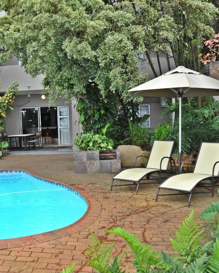 Sunrise Beach Resort Amanzimtoti Buitenkant foto