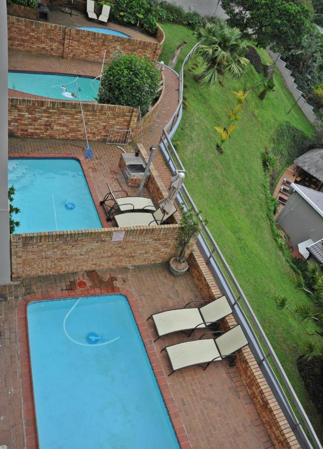 Sunrise Beach Resort Amanzimtoti Buitenkant foto