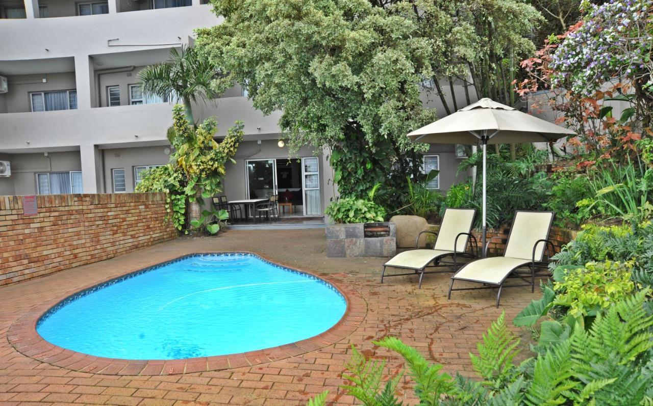 Sunrise Beach Resort Amanzimtoti Buitenkant foto